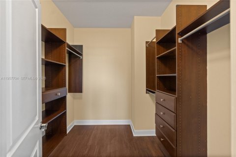 Villa ou maison à vendre à Tamarac, Floride: 4 chambres, 193.05 m2 № 2025048 - photo 21