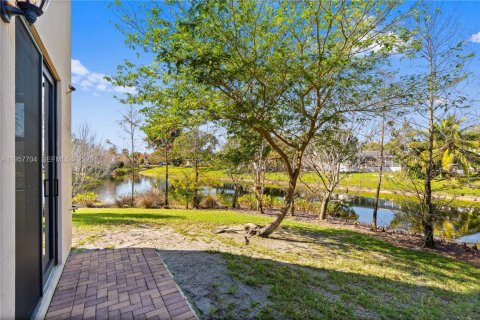 Villa ou maison à vendre à Tamarac, Floride: 4 chambres, 193.05 m2 № 2025048 - photo 29