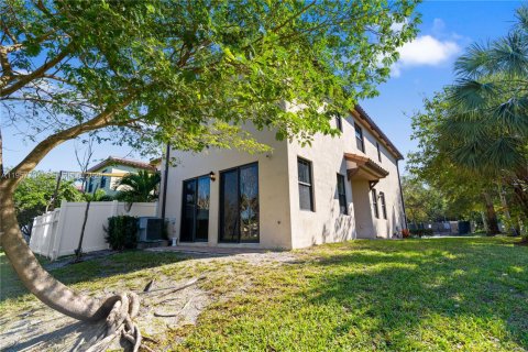 Villa ou maison à vendre à Tamarac, Floride: 4 chambres, 193.05 m2 № 2025048 - photo 26