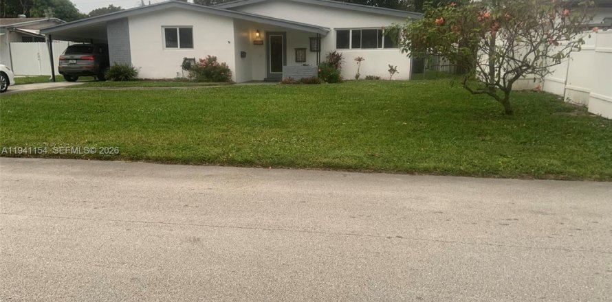 Casa en Hollywood, Florida 3 dormitorios, 139.17 m2 № 2010711