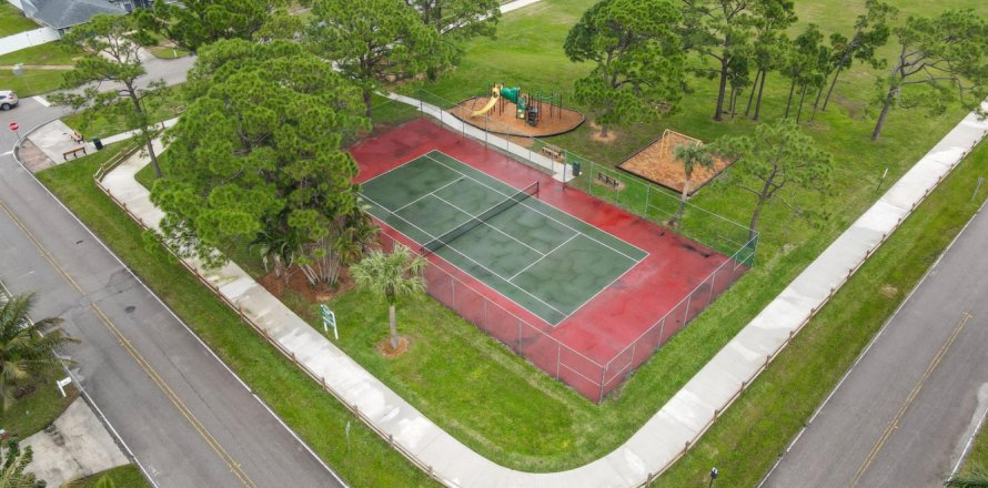 Casa en Riviera Beach, Florida 4 dormitorios, 147.99 m2 № 932224