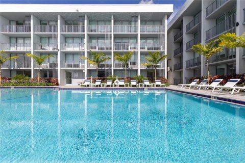 Casa en alquiler en Hialeah, Florida № 1993045 - foto 22