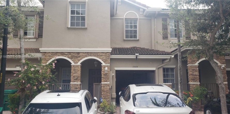 Adosado en Cutler Bay, Florida 3 dormitorios, 159.05 m2 № 1933348