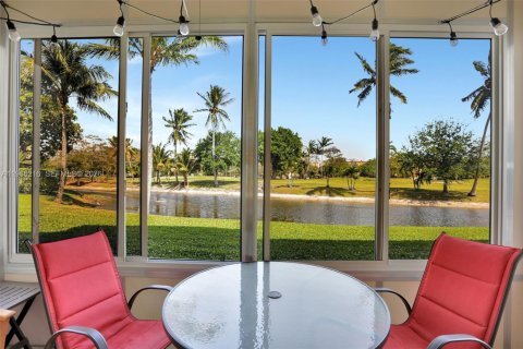 Condominio en venta en Lauderhill, Florida, 2 dormitorios, 80.82 m2 № 2028079 - foto 14