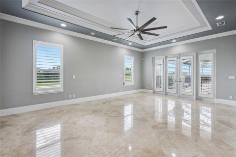 House in Ocala, Florida 4 bedrooms, 474.45 sq.m. № 1805470 - photo 13