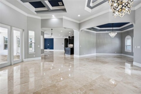 House in Ocala, Florida 4 bedrooms, 474.45 sq.m. № 1805470 - photo 3