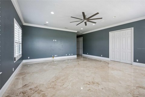 House in Ocala, Florida 4 bedrooms, 474.45 sq.m. № 1805470 - photo 11