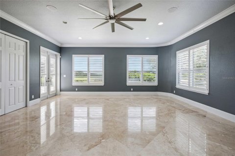 House in Ocala, Florida 4 bedrooms, 474.45 sq.m. № 1805470 - photo 12