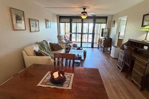 Copropriété à vendre à Largo, Floride: 2 chambres, 90.12 m2 № 2418612 - photo 14