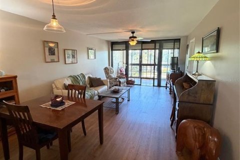 Copropriété à vendre à Largo, Floride: 2 chambres, 90.12 m2 № 2418612 - photo 16