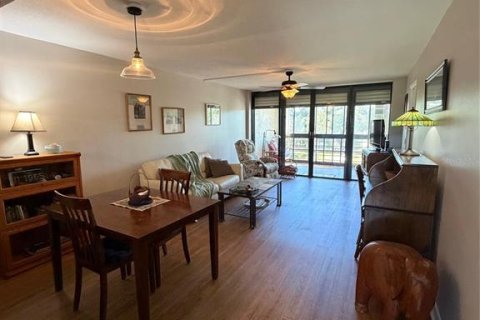 Copropriété à vendre à Largo, Floride: 2 chambres, 90.12 m2 № 2418612 - photo 15
