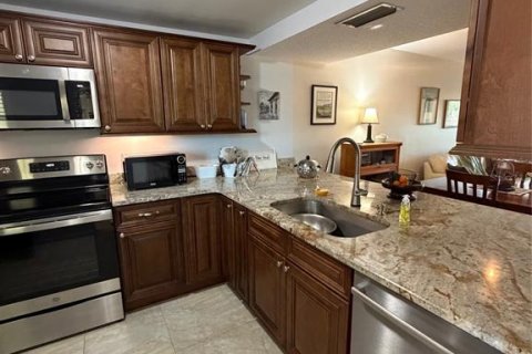 Copropriété à vendre à Largo, Floride: 2 chambres, 90.12 m2 № 2418612 - photo 5