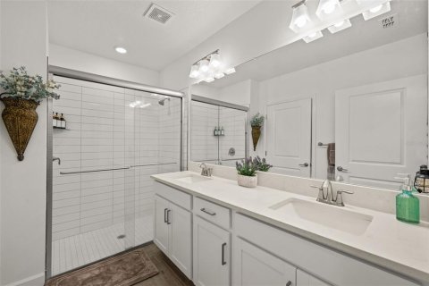 House in Land O' Lakes, Florida 2 bedrooms, 150.04 sq.m. № 1881115 - photo 22