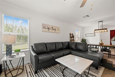 House in Land O' Lakes, Florida 2 bedrooms, 150.04 sq.m. № 1881115 - photo 17