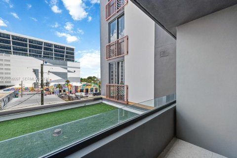 Condo in Miami, Florida  № 2069730 - photo 19