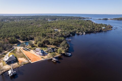 Terreno en venta en Freeport, Florida № 559013 - foto 1
