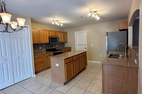 House in Riverview, Florida 4 bedrooms, 180.42 sq.m. № 1870871 - photo 6