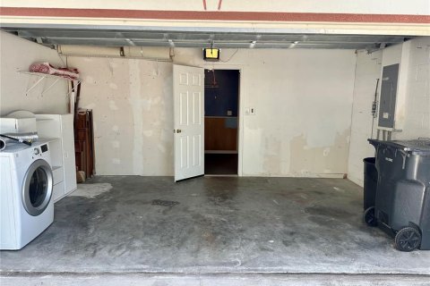 House in Riverview, Florida 4 bedrooms, 180.42 sq.m. № 1870871 - photo 9