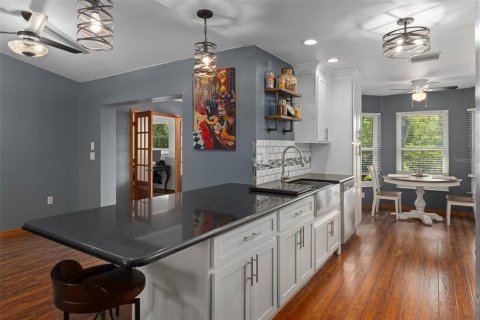 Villa ou maison à vendre à Spring Hill, Floride: 3 chambres, 156.63 m2 № 1804692 - photo 10