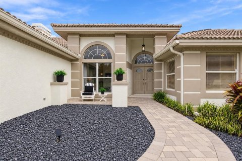 Villa ou maison à vendre à Wesley Chapel, Floride: 3 chambres, 263.47 m2 № 2396986 - photo 3