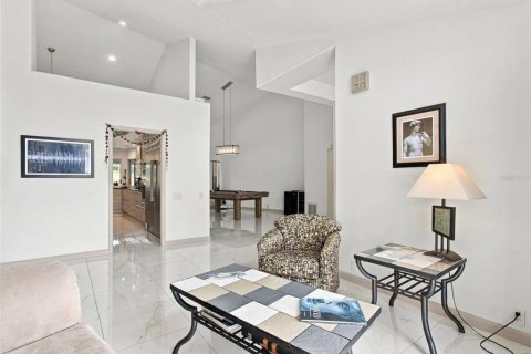 Villa ou maison à vendre à Wesley Chapel, Floride: 3 chambres, 263.47 m2 № 2396986 - photo 11