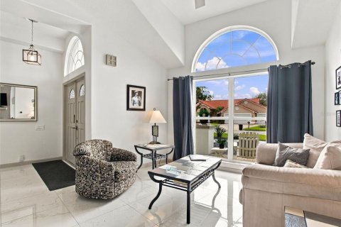 Villa ou maison à vendre à Wesley Chapel, Floride: 3 chambres, 263.47 m2 № 2396986 - photo 10