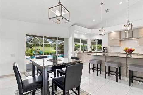 Villa ou maison à vendre à Wesley Chapel, Floride: 3 chambres, 263.47 m2 № 2396986 - photo 26