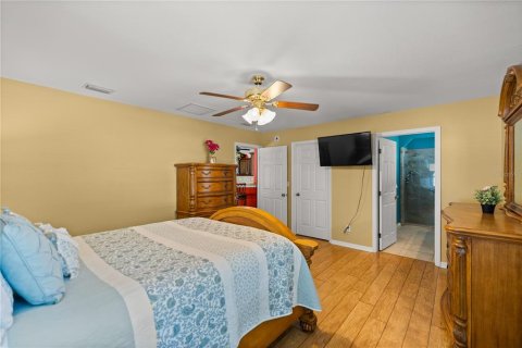 House in Summerfield, Florida 3 bedrooms, 168.9 sq.m. № 1586469 - photo 16