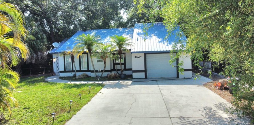 House in Okeechobee, Florida 3 bedrooms, 103.03 sq.m. № 1182754