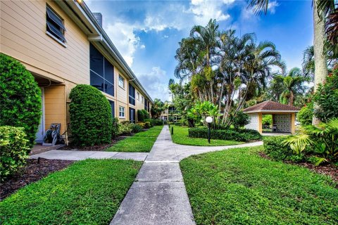 Condo in Sarasota, Florida, 1 bedroom  № 1869739 - photo 19