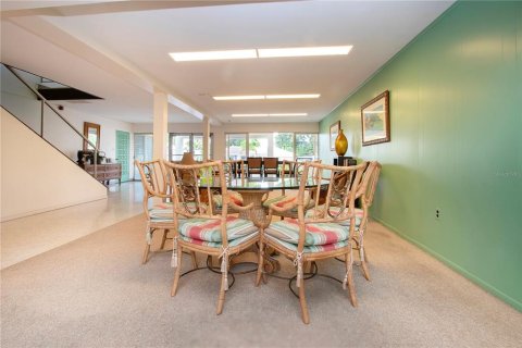 Condo in Sarasota, Florida, 1 bedroom  № 1869739 - photo 29