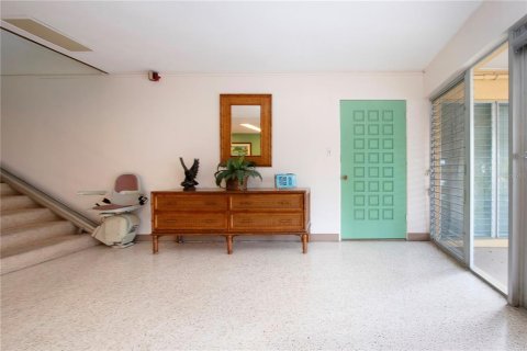 Condo in Sarasota, Florida, 1 bedroom  № 1869739 - photo 25