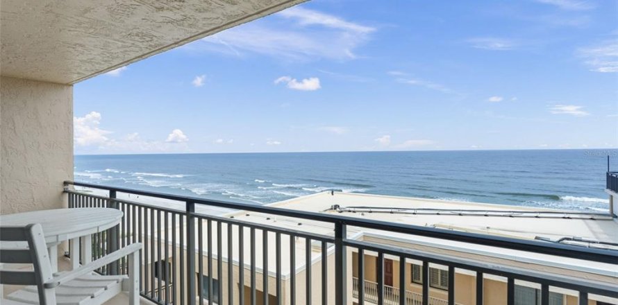 Condominio en New Smyrna Beach, Florida, 2 dormitorios  № 2431076