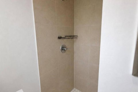 Appartement à louer à Miami, Floride: 3 pièces, 32.52 m2 № 2338487 - photo 10