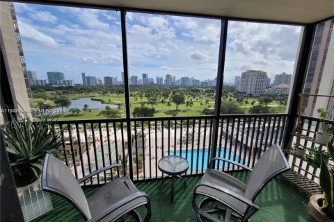 Copropriété à vendre à Aventura, Floride: 2 chambres, 105.72 m2 № 2000135 - photo 4