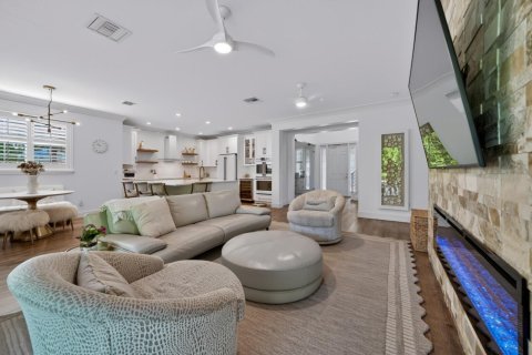 House in Jupiter, Florida 5 bedrooms, 278.99 sq.m. № 2428324 - photo 17