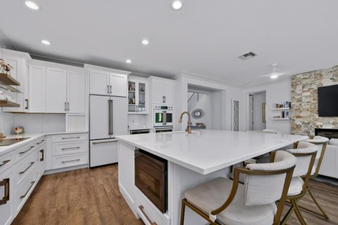 House in Jupiter, Florida 5 bedrooms, 278.99 sq.m. № 2428324 - photo 24