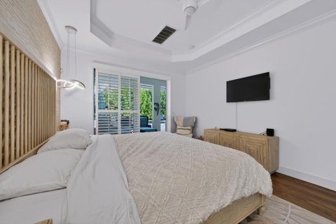 House in Jupiter, Florida 5 bedrooms, 278.99 sq.m. № 2428324 - photo 28