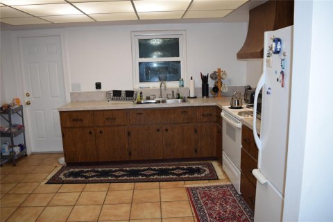 House in Boynton Beach, Florida 2 bedrooms, 111.48 sq.m. № 2178554 - photo 7