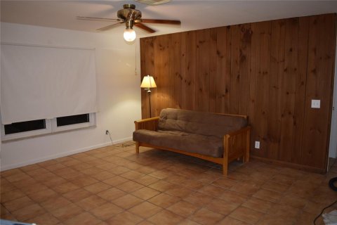House in Boynton Beach, Florida 2 bedrooms, 111.48 sq.m. № 2178554 - photo 5