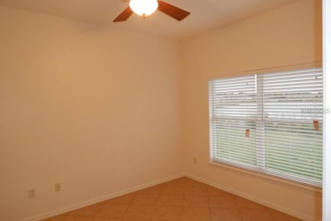 House in Orlando, Florida 4 bedrooms, 136.57 sq.m. № 2209905 - photo 12