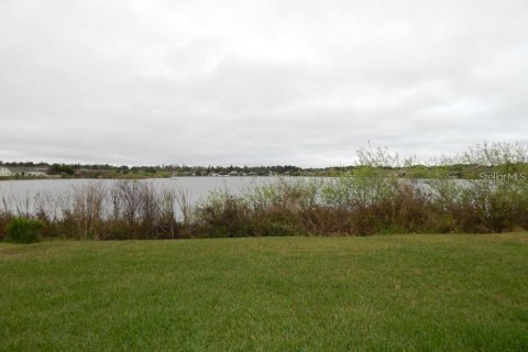 House in Orlando, Florida 4 bedrooms, 136.57 sq.m. № 2209905 - photo 17