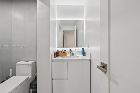 Снять в аренду коммерческую недвижимость в Корал-Гейблс, Флорида 1 спальня, 163.97м2, № 1987528 - фото 5