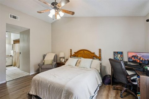 Villa ou maison à vendre à Deltona, Floride: 3 chambres, 152.55 m2 № 2358181 - photo 20