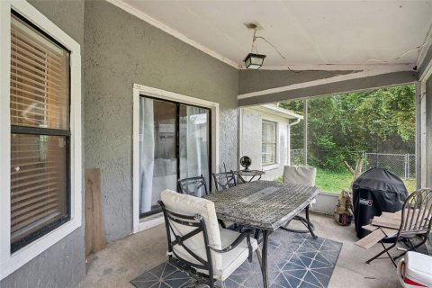Villa ou maison à vendre à Deltona, Floride: 3 chambres, 152.55 m2 № 2358181 - photo 27