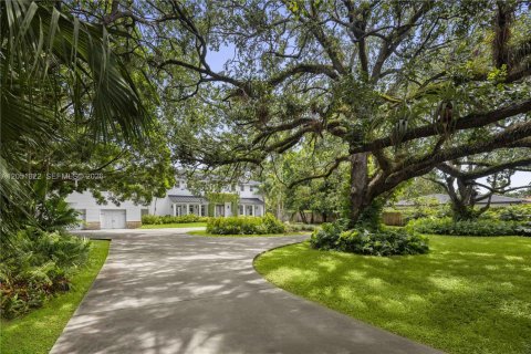Villa ou maison à vendre à Pinecrest, Floride: 6 chambres, 514.68 m2 № 2186819 - photo 3