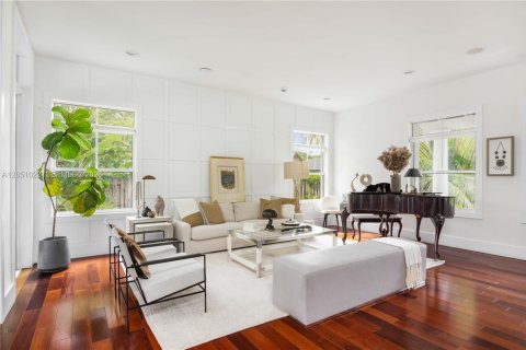 Villa ou maison à vendre à Pinecrest, Floride: 6 chambres, 514.68 m2 № 2186819 - photo 8