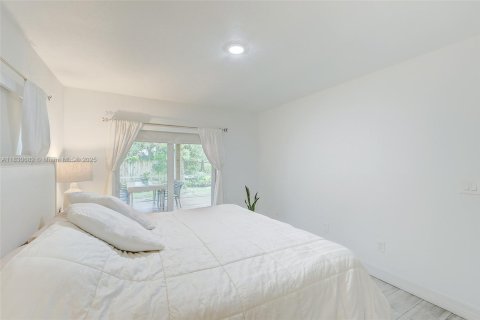 Villa ou maison à vendre à LaBelle, Floride: 3 chambres, 189.89 m2 № 2016750 - photo 12