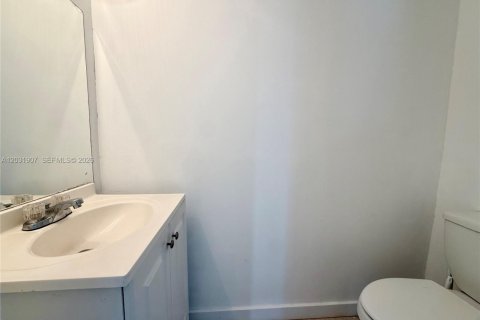 Touwnhouse à louer à Lauderhill, Floride: 2 chambres, 94.76 m2 № 2085277 - photo 5