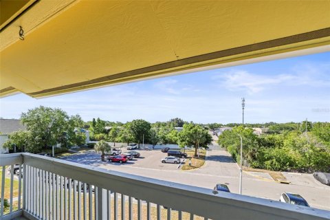 Condominio en venta en Palm Harbor, Florida, 2 dormitorios, 83.43 m2 № 2145389 - foto 26
